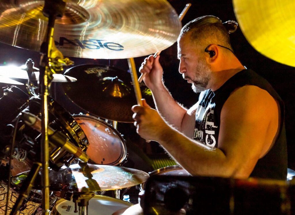 John Dolmayan anuncia tarde de autógrafos em São Paulo | Site of a Down ...